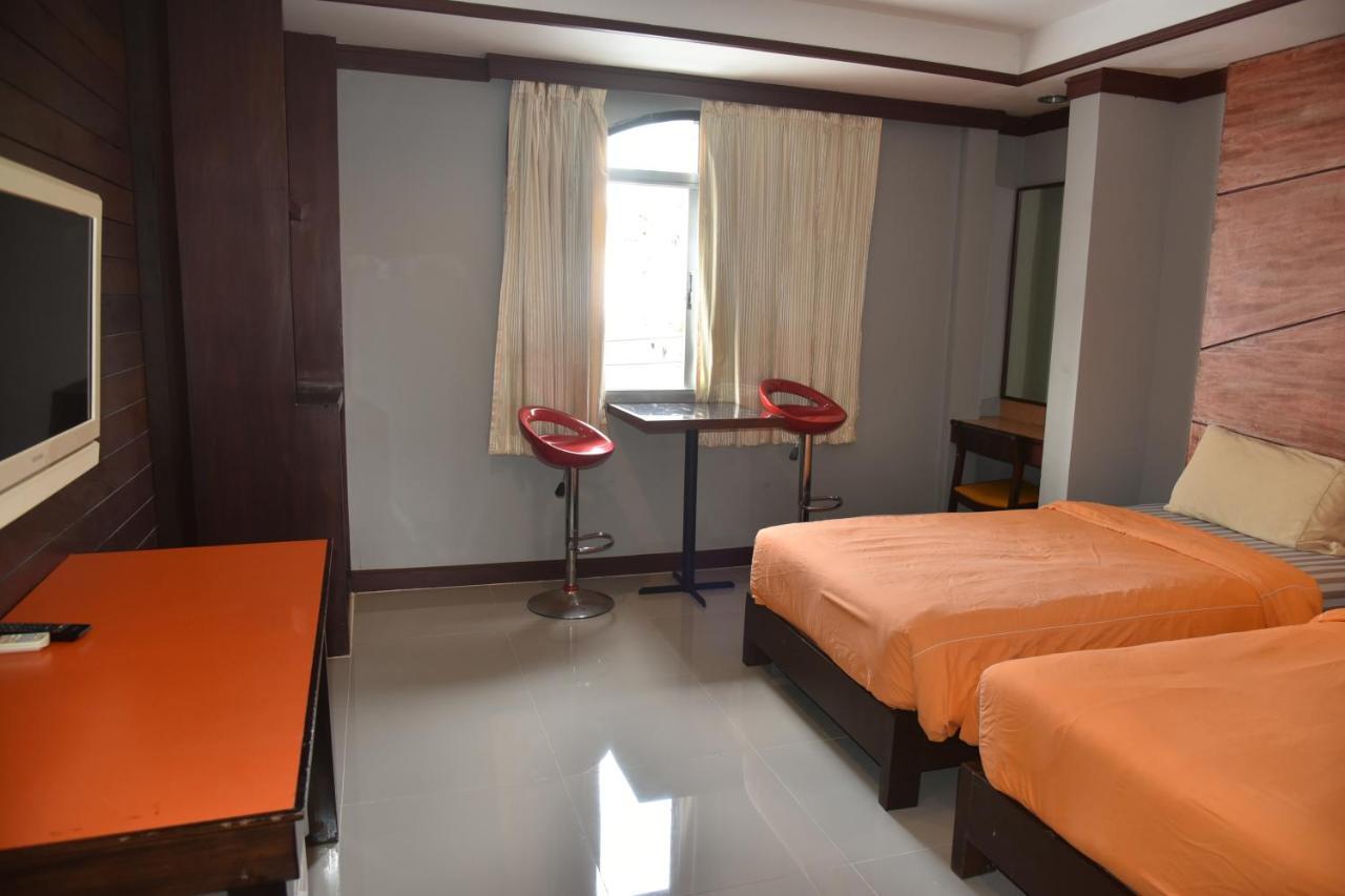 The Palm Delight Lodge Jomtien Beach Exterior foto