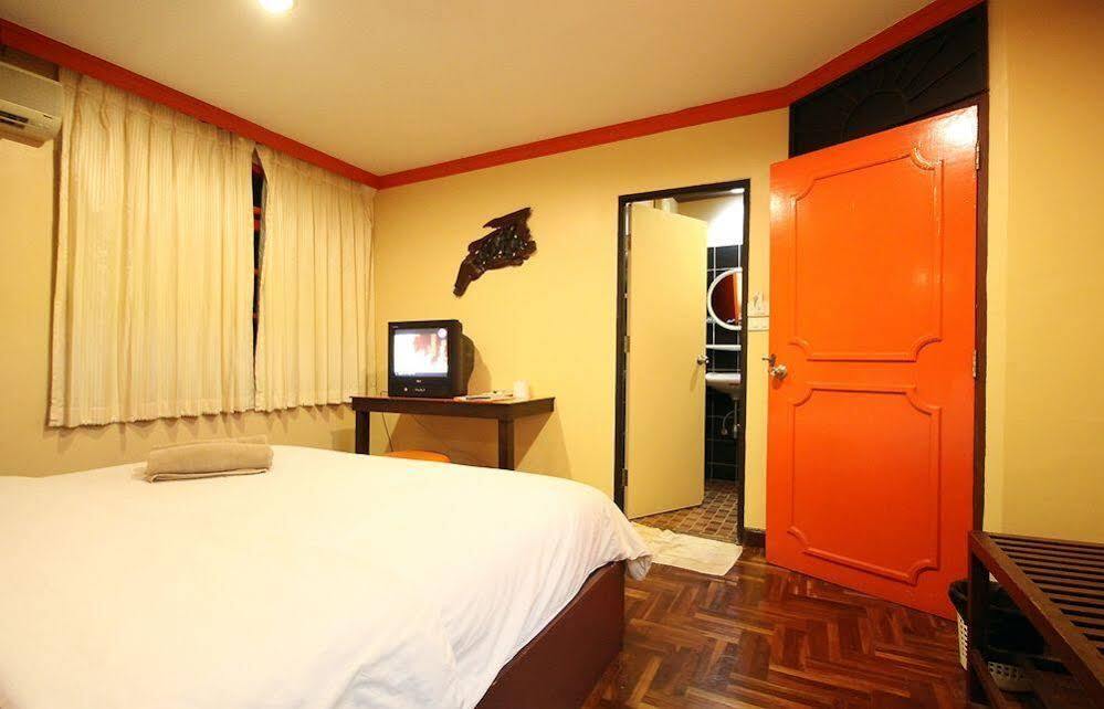 The Palm Delight Lodge Jomtien Beach Exterior foto